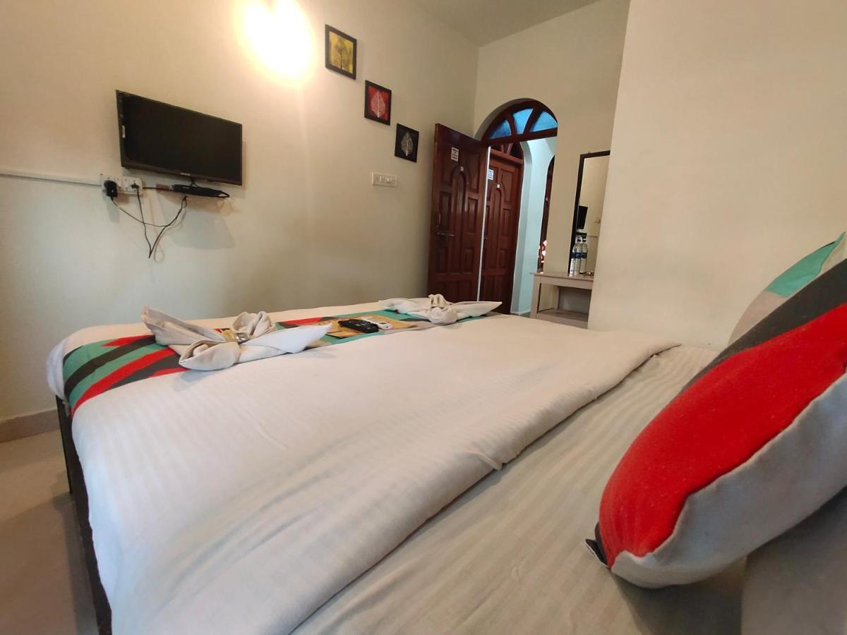 Rj14 Accommodations At Baga Beach Ngoại thất bức ảnh