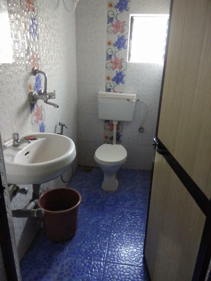 Rj14 Accommodations At Baga Beach Ngoại thất bức ảnh
